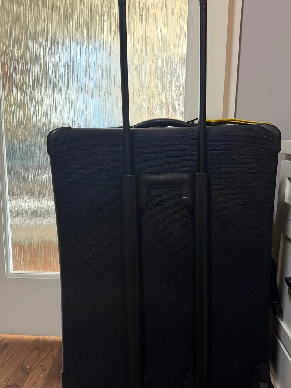 Briggs & Riley Black Rolling Travel Case with Telescoping Handle